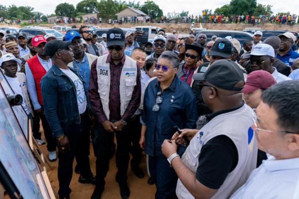 La première ministre Judith Suminwa en visite sur les chantiers des rocardes
